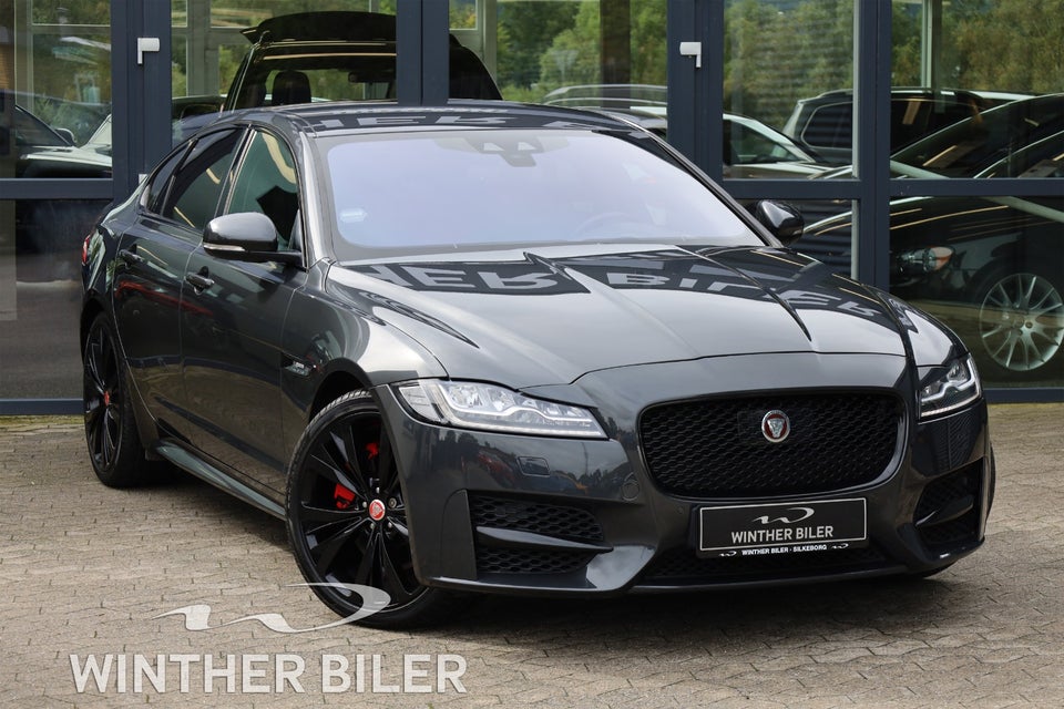 Jaguar XF 3,0 D300 R-Sport aut. 4d