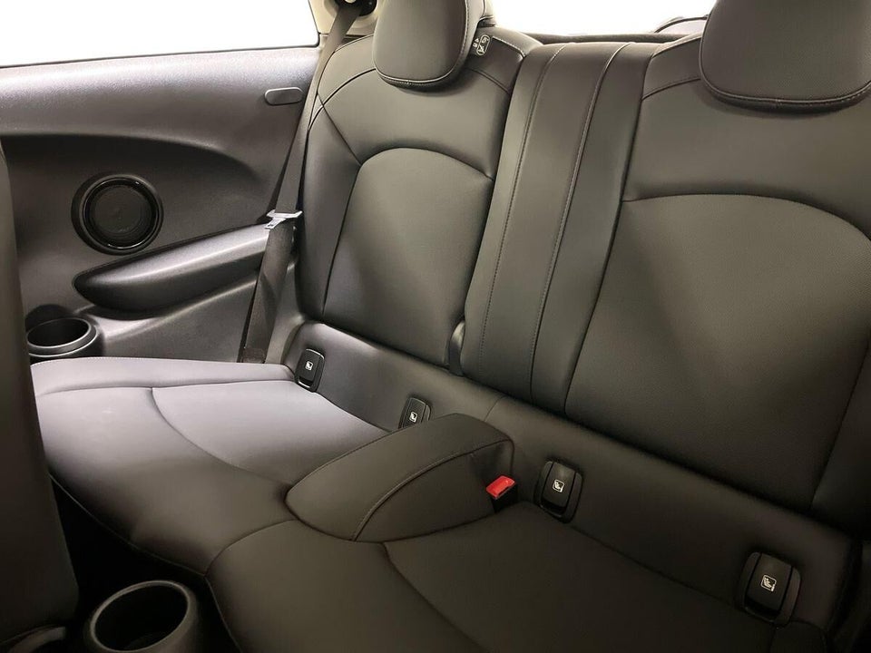 MINI Cooper SE Edition Premium Plus 3d