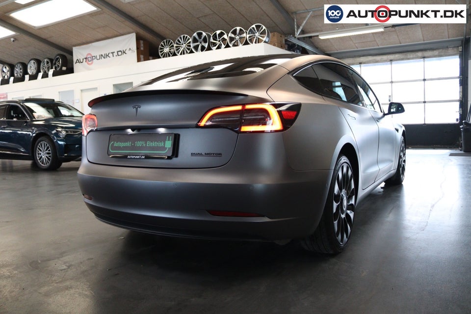 Tesla Model 3 Performance AWD 4d