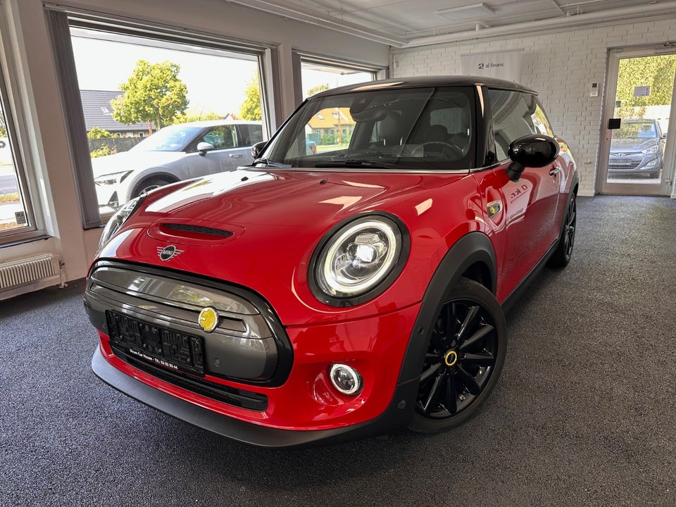 MINI Cooper SE Experience 3d