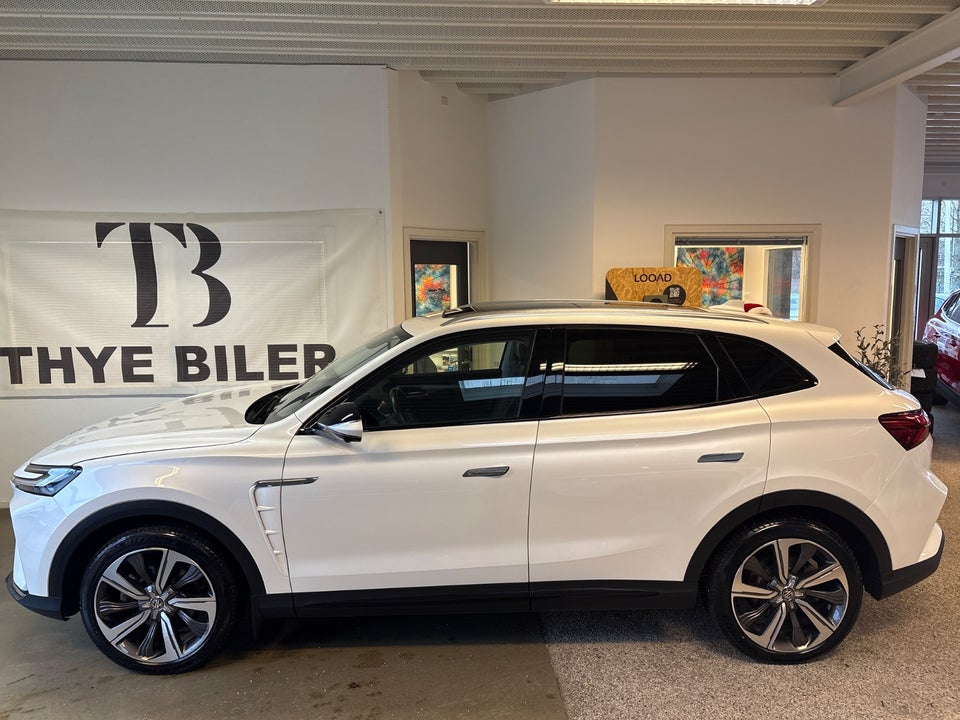 MG Marvel R Luxury 5d