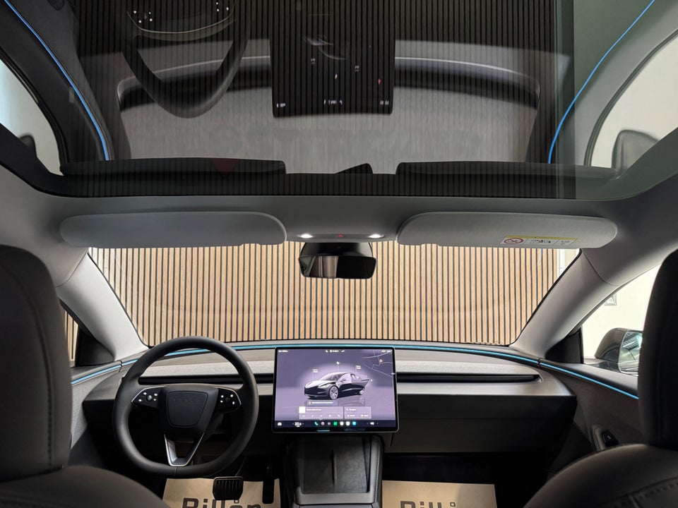 Tesla Model 3 Long Range RWD 4d
