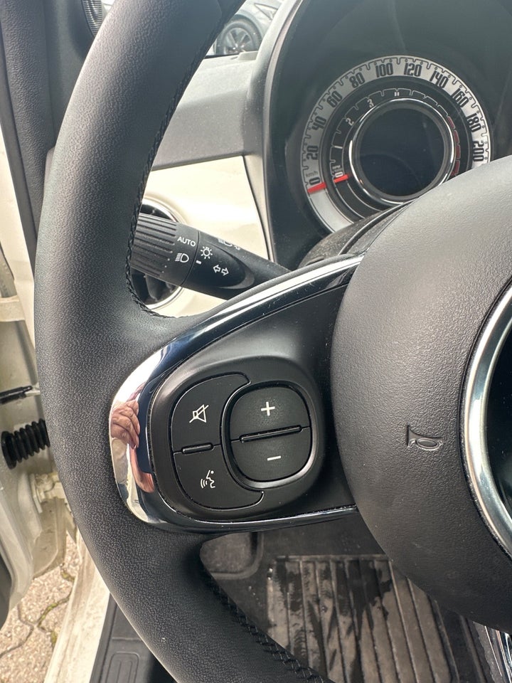 Fiat 500 1,0 Hybrid Vita Comfort 3d