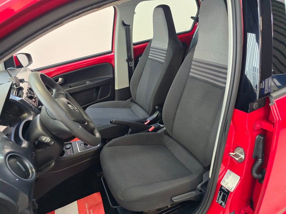 VW Up! 1,0 MPi 60 Move Up! ASG BMT 5d