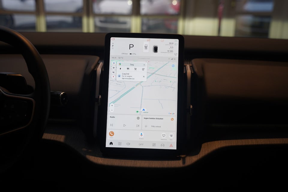 Volvo EX30 Extended Range Plus 5d