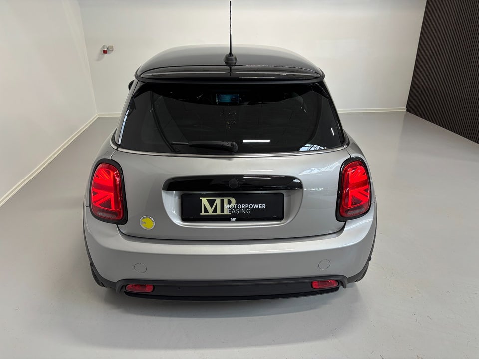 MINI Cooper SE Classic Trim 3d