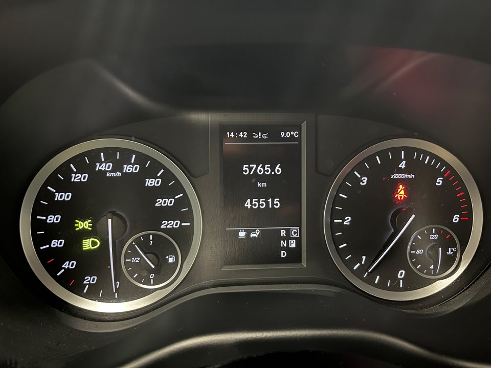 Mercedes Vito 114 2,0 CDi Kassevogn aut. L RWD