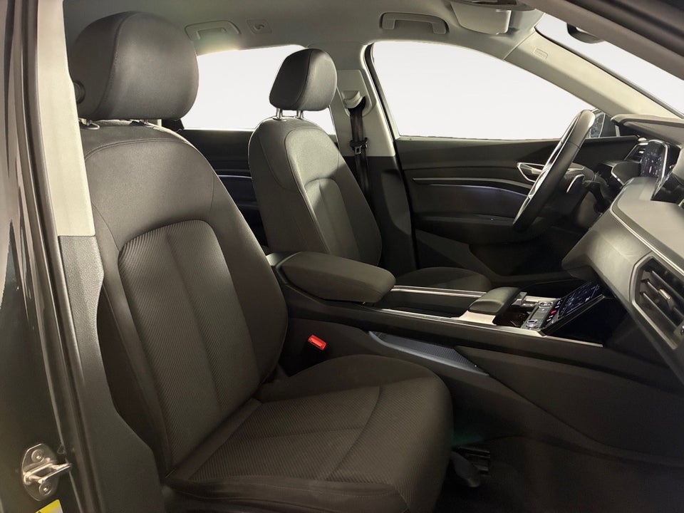 Audi e-tron 55 Prestige quattro 5d