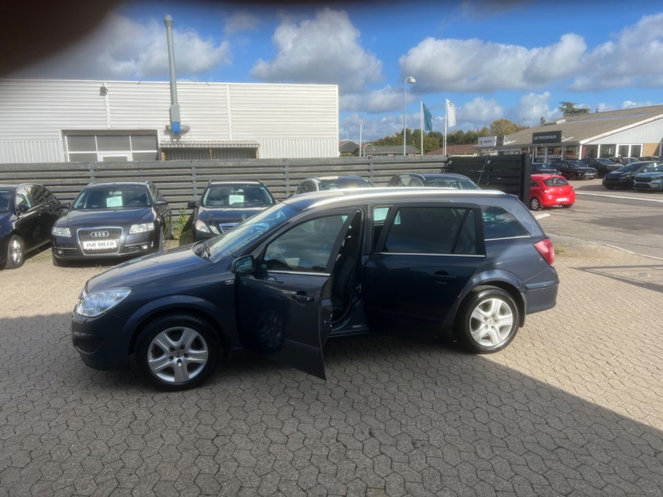 Opel Astra 1,6 16V 115 Enjoy Wagon 5d