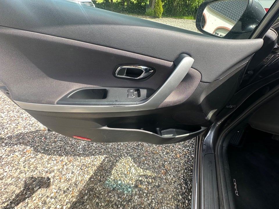 Kia Ceed 1,0 T-GDi Attraction SW 5d