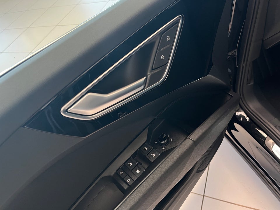 Audi Q4 e-tron 40 S-line Edition 5d