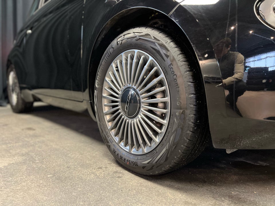 Fiat 500e 42 Icon 3d