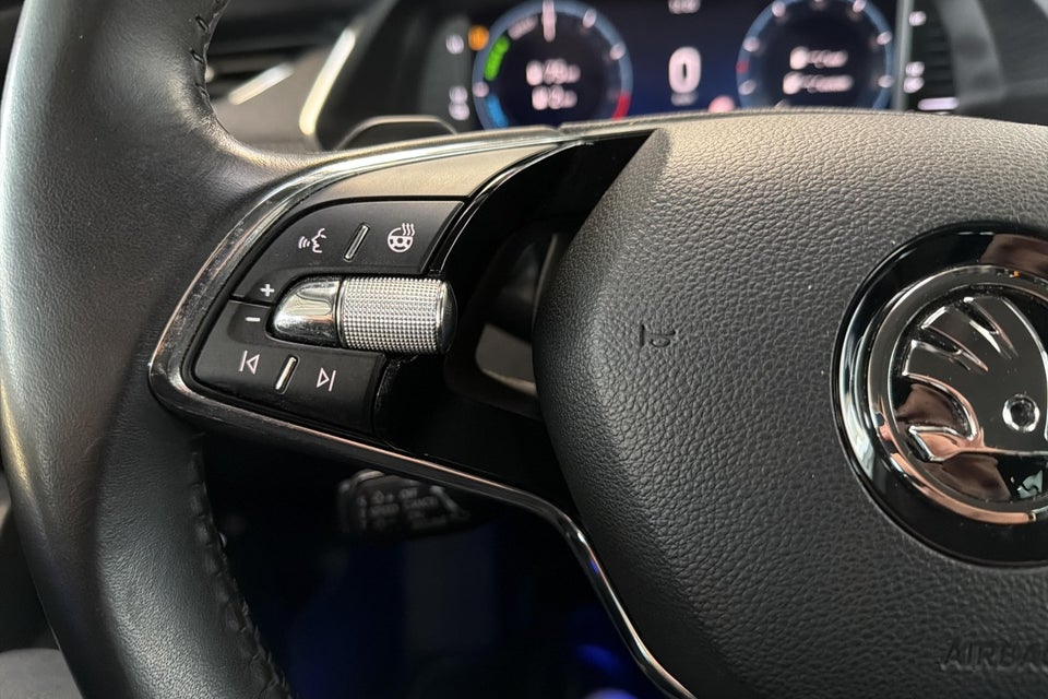 Skoda Octavia 1,4 TSi iV Plus Combi DSG 5d