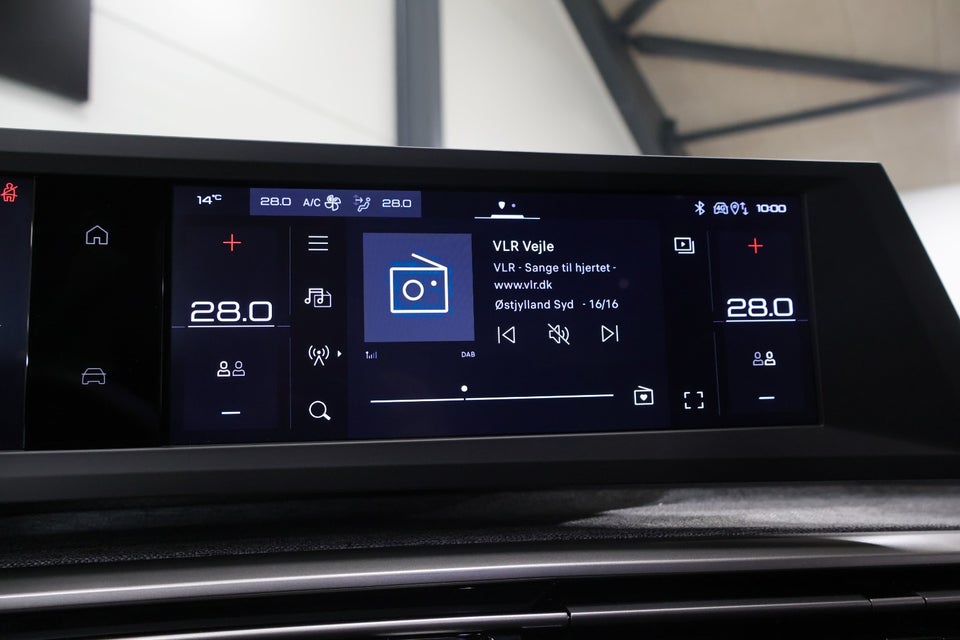 Peugeot e-5008 77 Allure Pack 7prs 5d