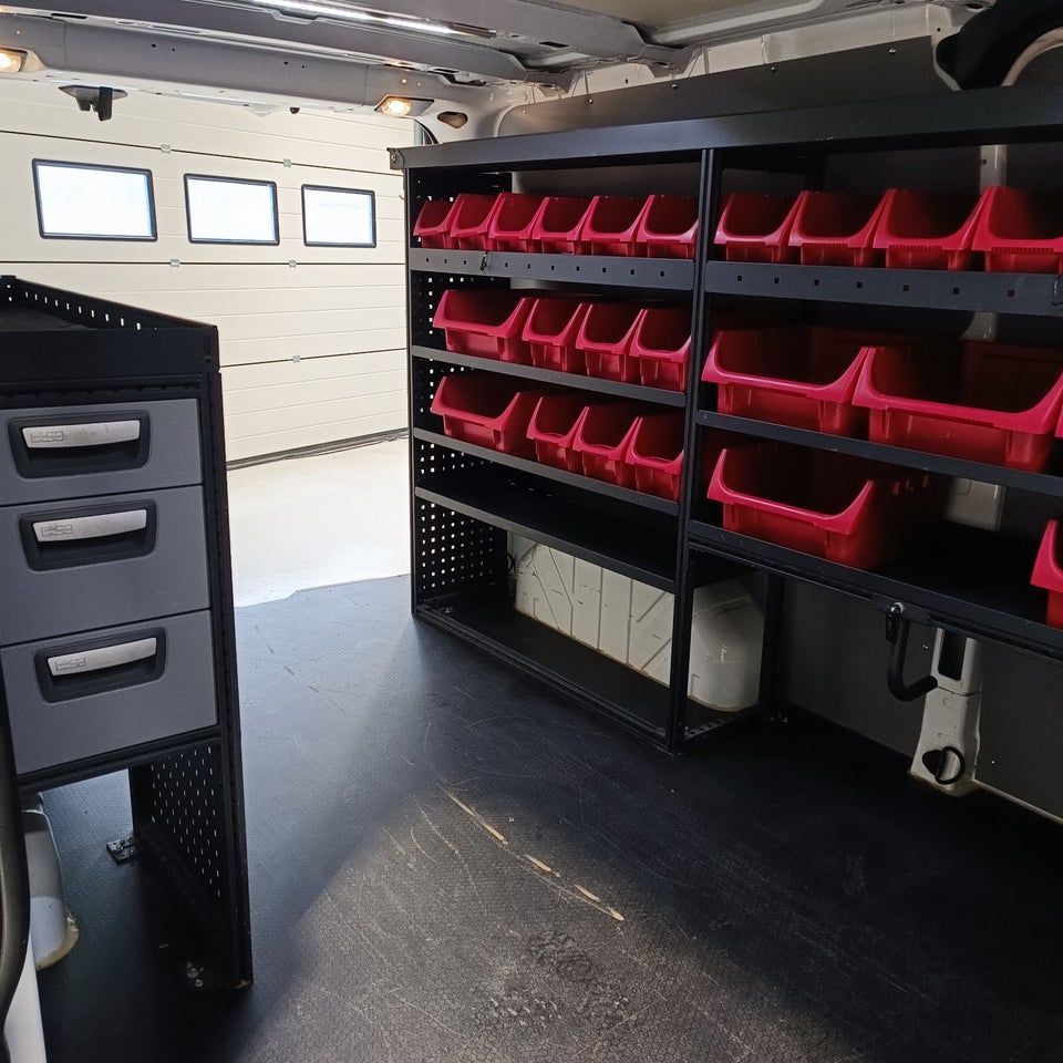 Ford Transit Custom 320 L2 2,0 TDCi 130 Trend