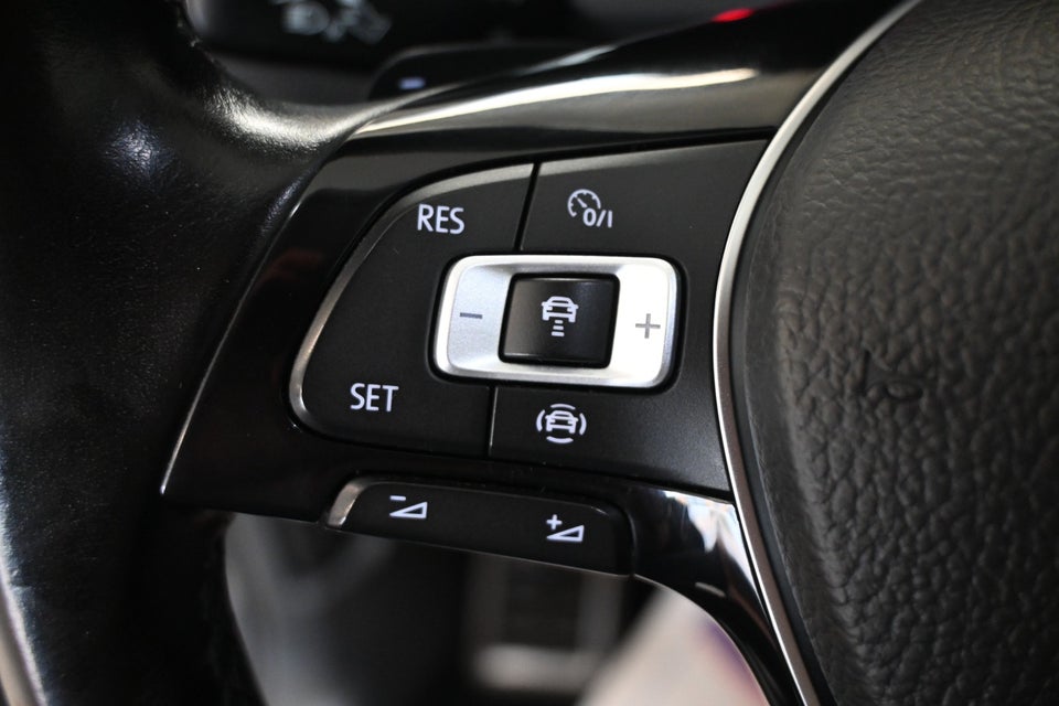 VW Tiguan 2,0 TDi 150 IQ.Drive DSG 5d