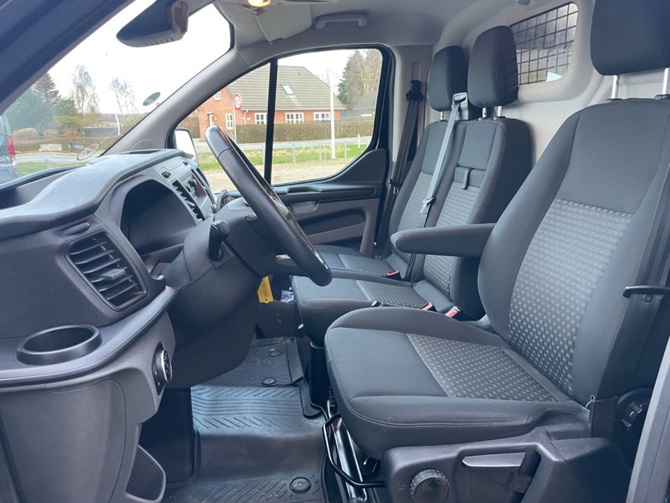 Ford Transit Custom 320L 2,0 TDCi 130 Trend