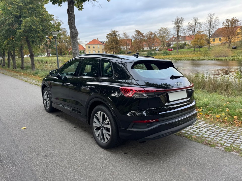 Audi Q4 e-tron 35 Attitude 5d