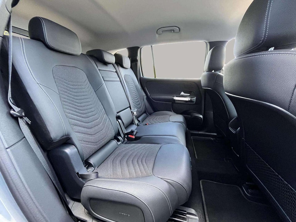 Mercedes EQB250+ Progressive Advance 5d