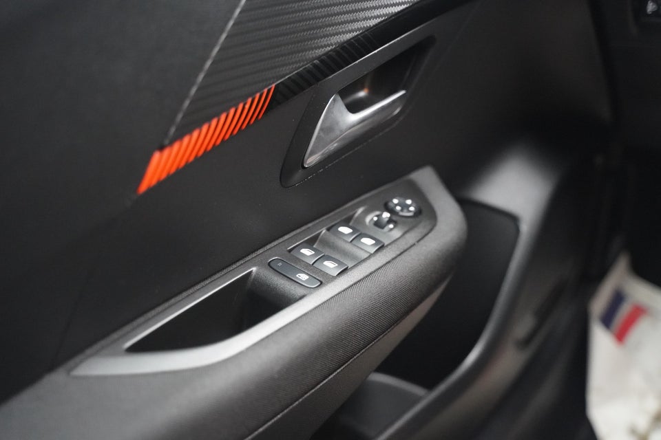 Peugeot e-208 50 Allure 5d