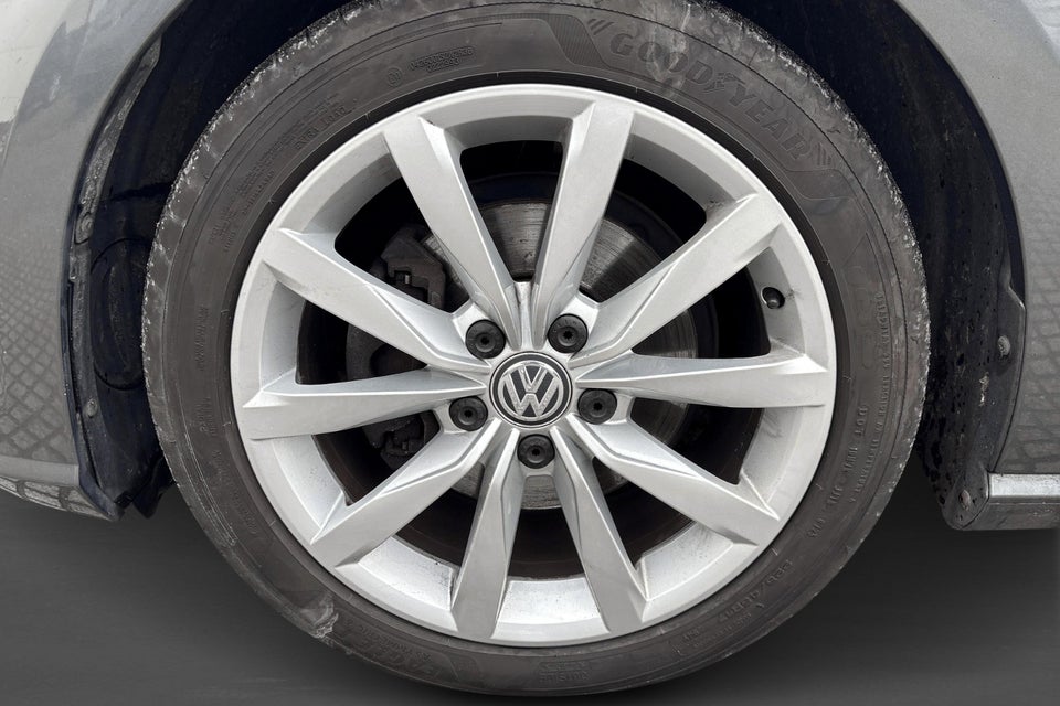 VW Golf VII 1,5 TSi 150 Highline DSG 5d