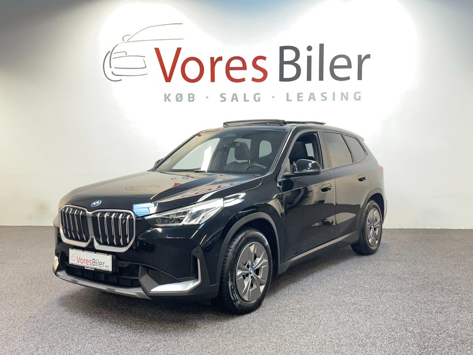 BMW iX1 xDrive30 5d