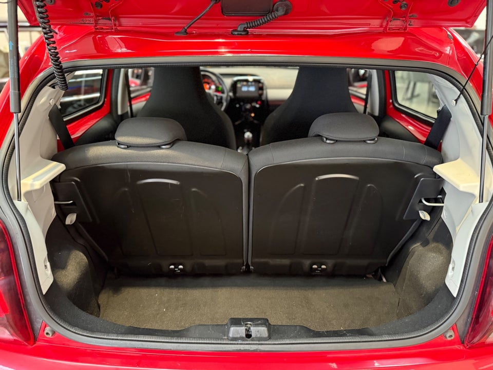 Peugeot 108 1,0 e-VTi 69 Allure 5d