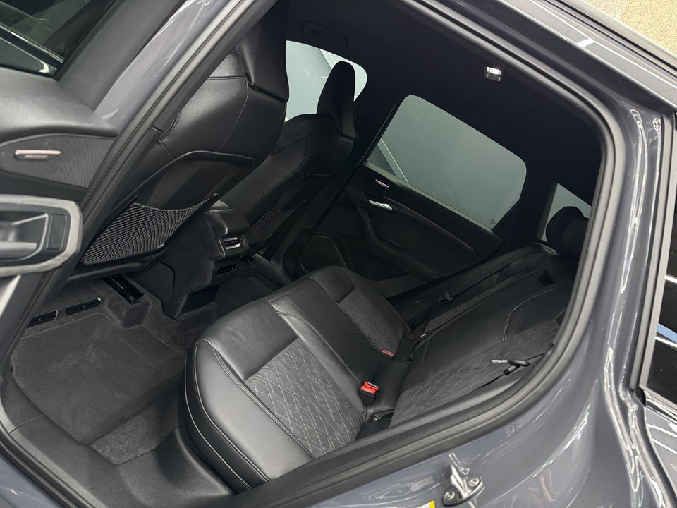 Audi Q6 e-tron Ultra 5d