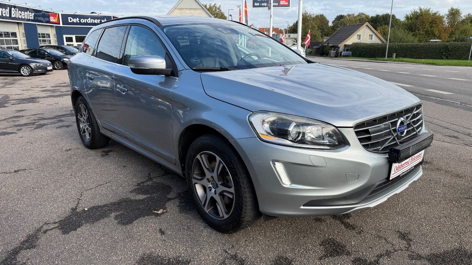 Volvo XC60 2,0 D4 181 Momentum aut. 5d