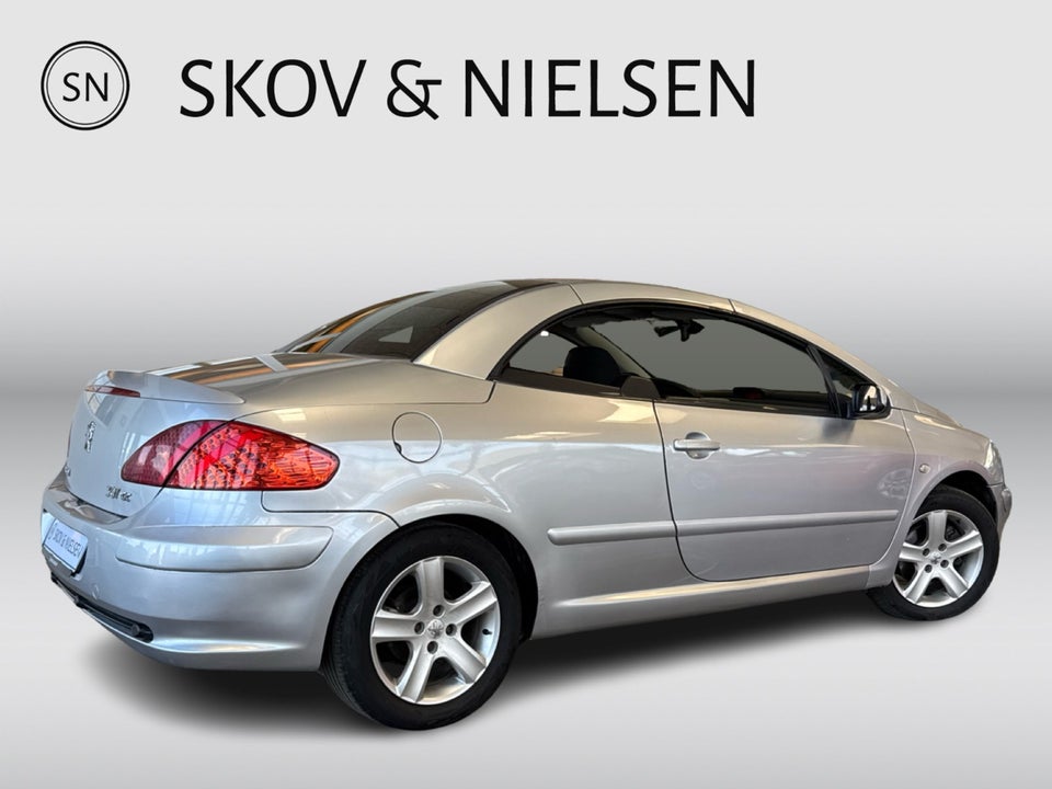 Peugeot 307 2,0 16V CC 2d
