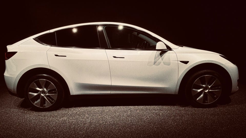 Tesla Model Y RWD 5d