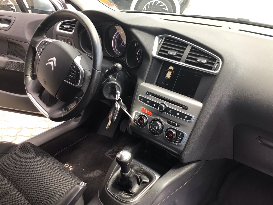 Citroën C4 1,6 BlueHDi 100 Millesime 5d