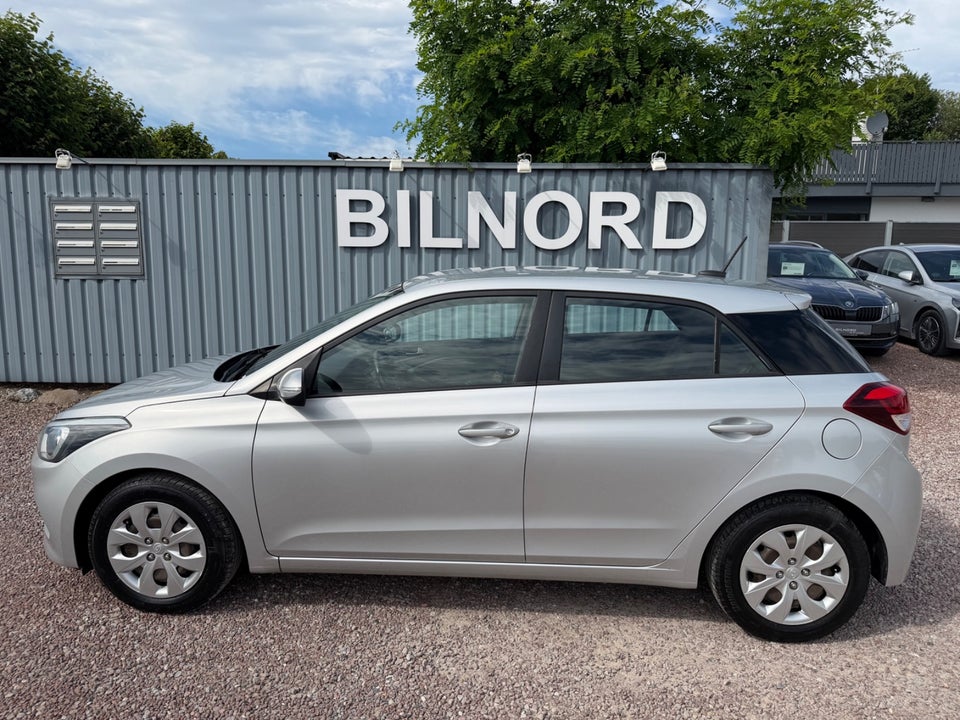 Hyundai i20 1,25 Vision 5d