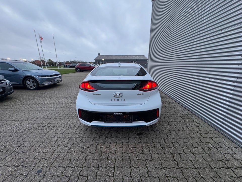 Hyundai Ioniq 1,6 PHEV Trend DCT 5d