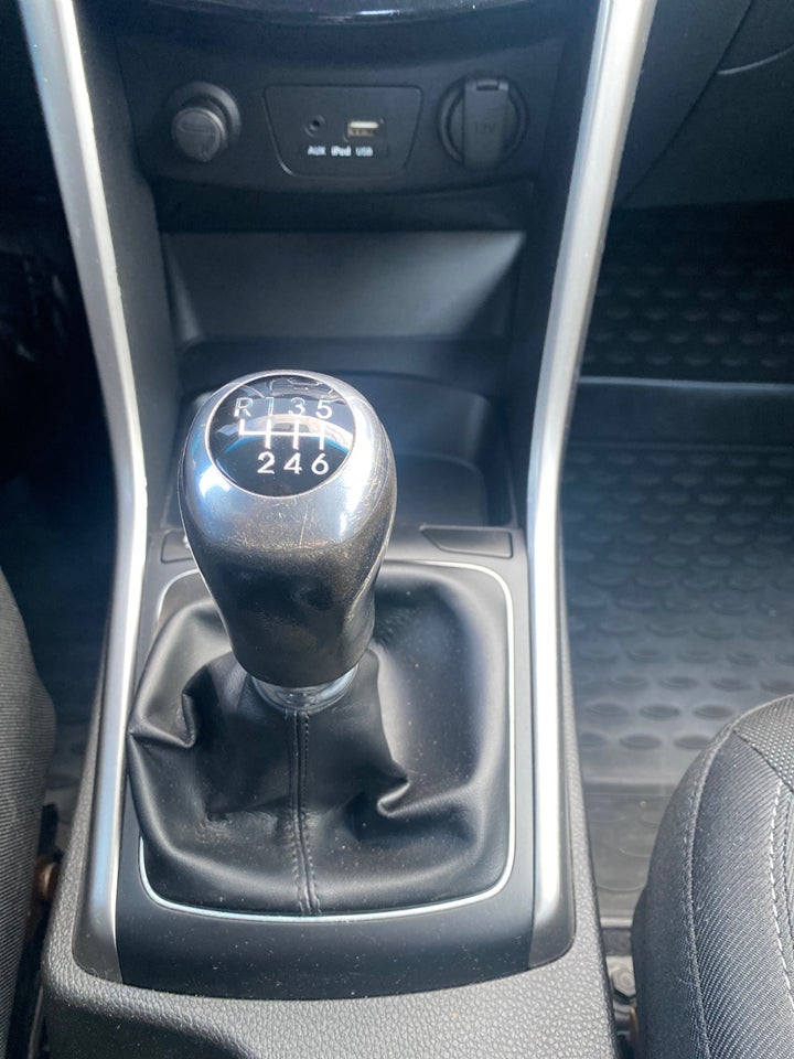 Hyundai i30 1,6 GDi Style Eco 5d