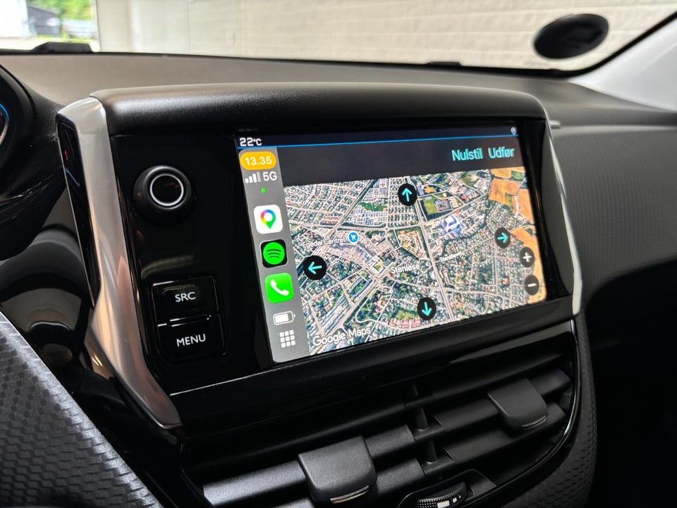 Peugeot 2008 1,5 BlueHDi 100 Allure Sky 5d