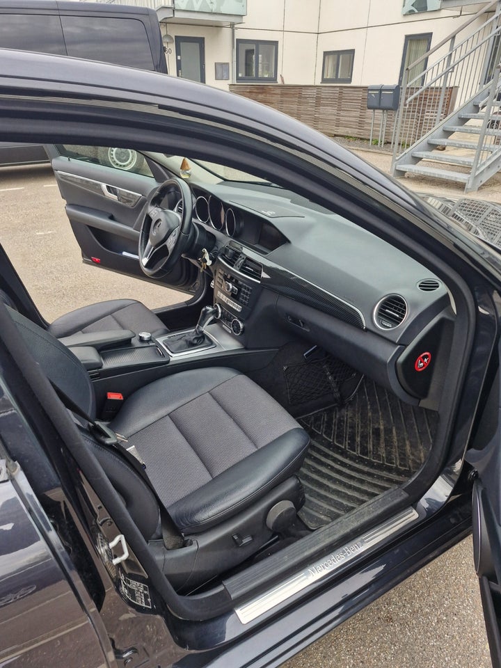 Mercedes C200 2,2 CDi Avantgarde aut. BE 4d