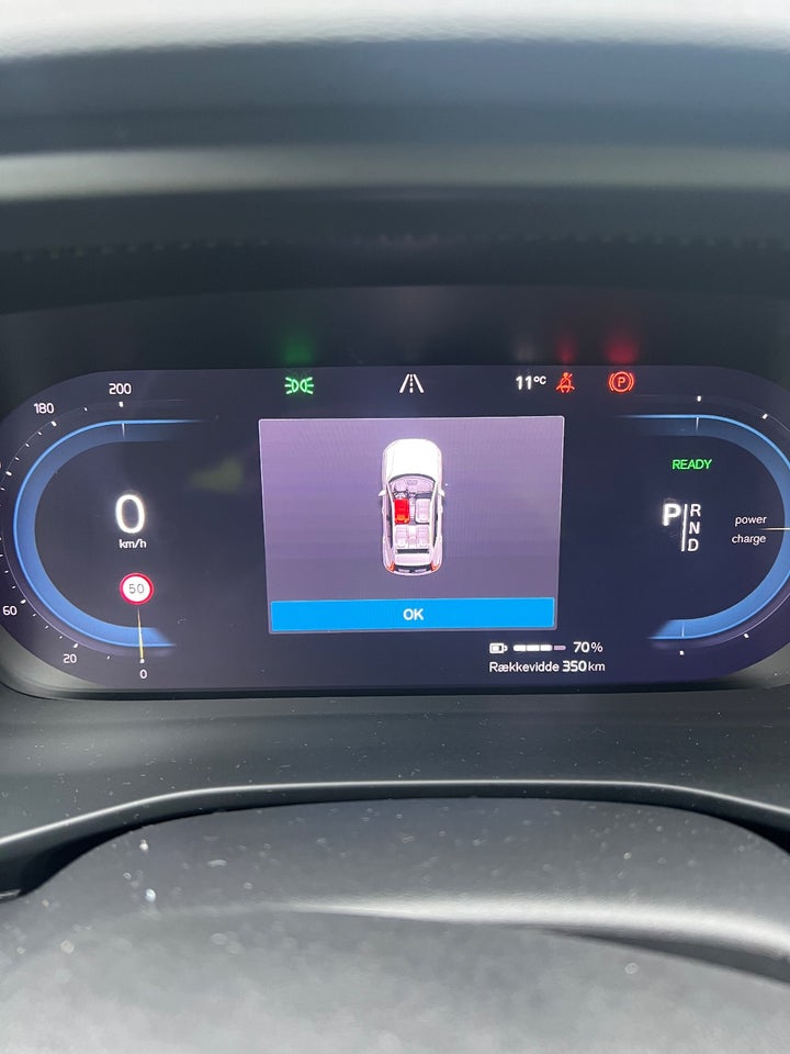 Volvo XC40 ReCharge Extended Range Plus 5d