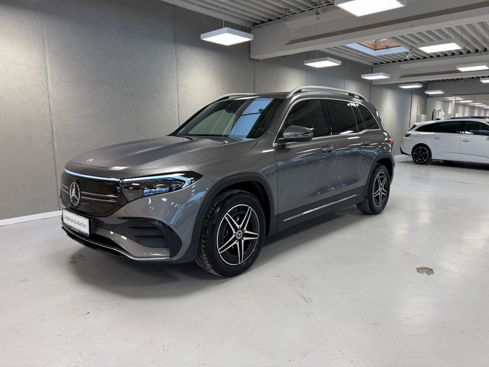 Mercedes EQB250 AMG Line 5d