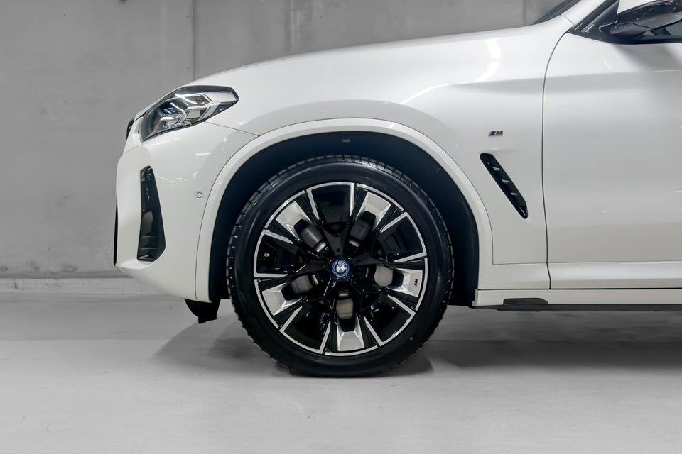 BMW iX3 Charged Plus M-Sport 5d