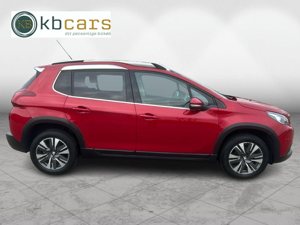 Peugeot 2008 1,2 PureTech 82 Selection Sky 5d
