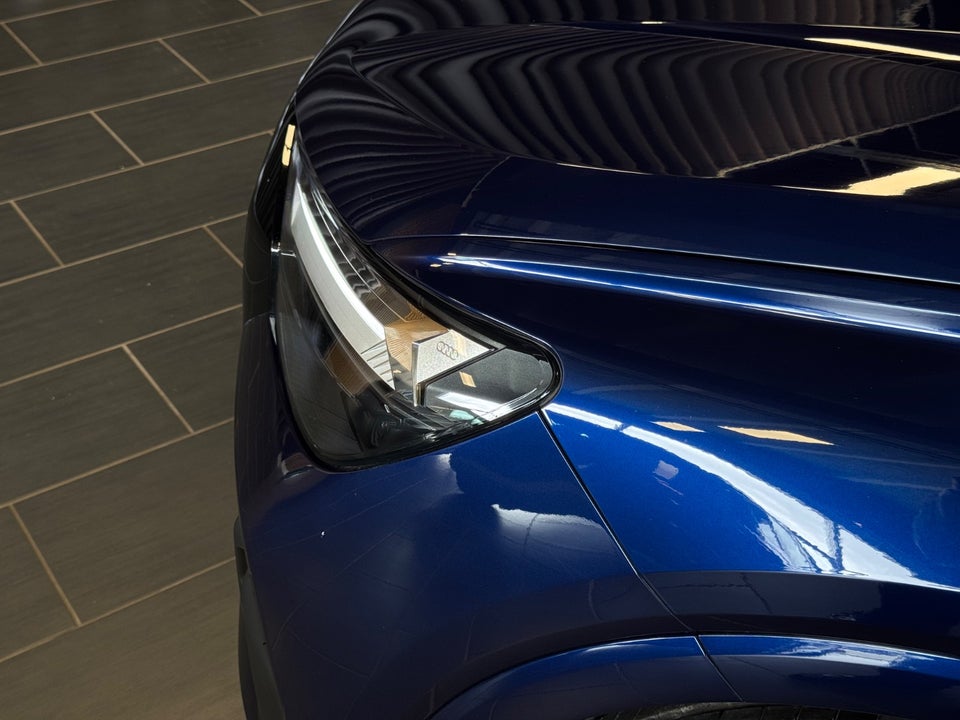 Audi Q4 e-tron 40 S-line 5d