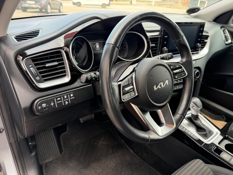 Kia XCeed 1,6 PHEV Prestige DCT 5d