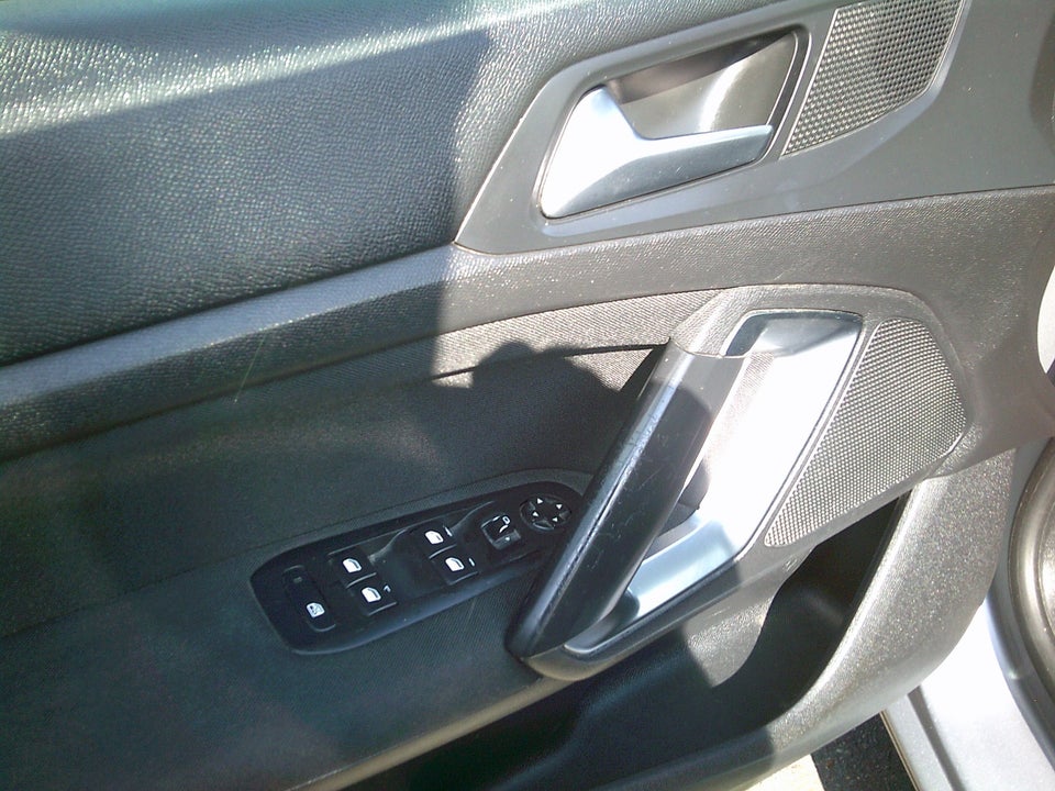 Peugeot 308 1,6 BlueHDi 120 Active SW 5d