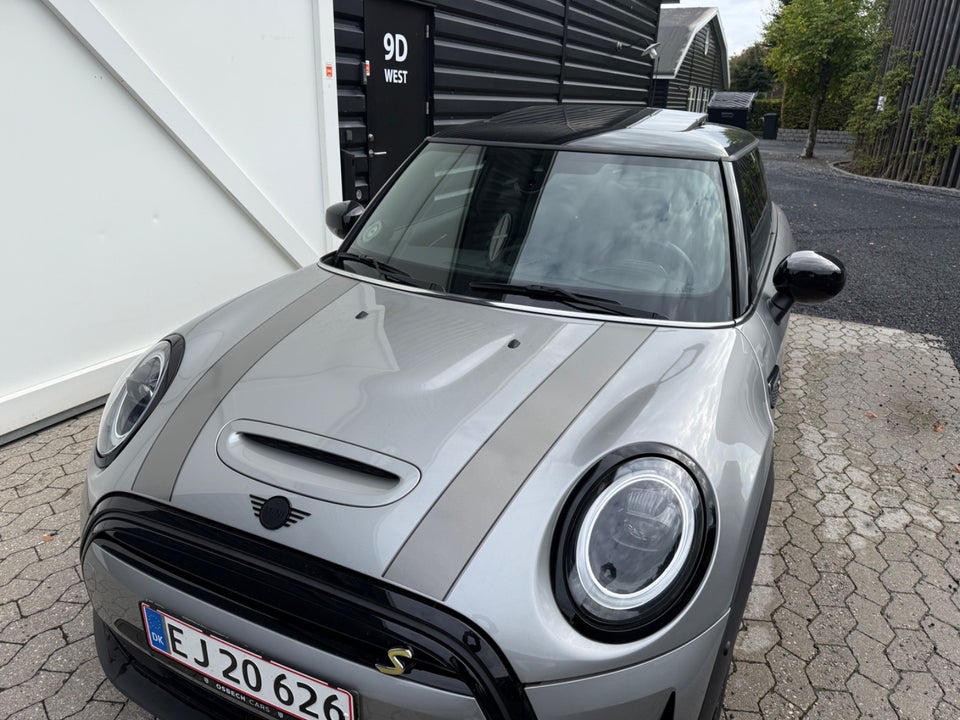 MINI Cooper SE Maximise 3d