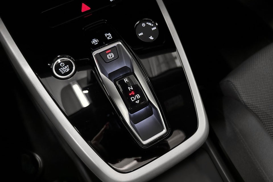 Audi Q4 e-tron 45 Progress 5d