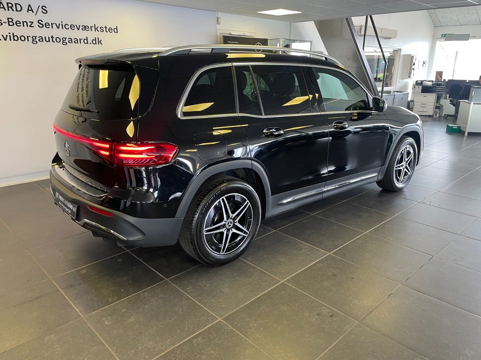 Mercedes EQB250+ AMG Line 5d