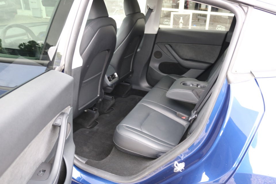 Tesla Model Y RWD 5d