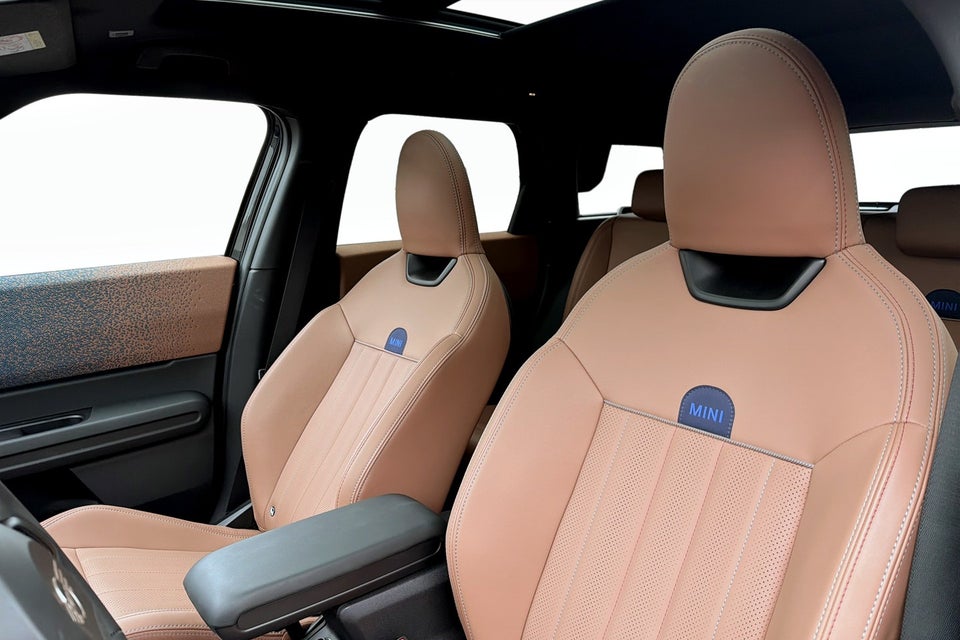 MINI Countryman SE Favoured Trim XL ALL4 5d