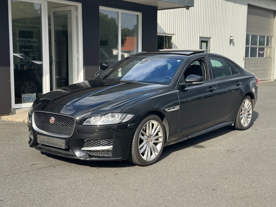 Jaguar XF 3,0 D300 R-Sport aut. 4d